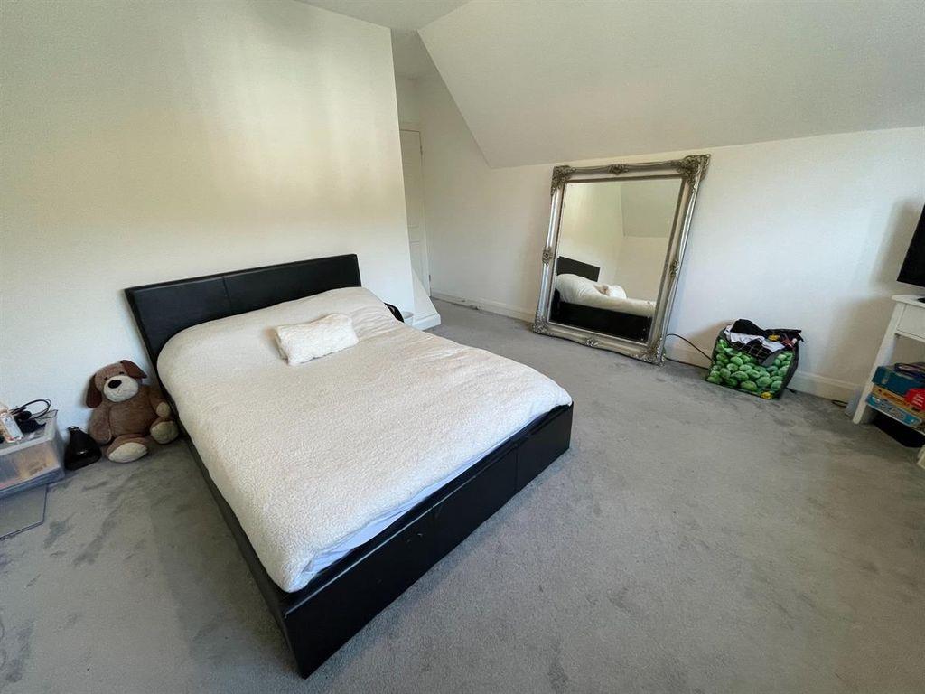 Highwood Hill, Mill Hill